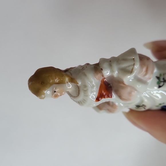 Vintage Victorian Woman Figurine Japan Porcelain Almost 4" - Picture 12 of 13